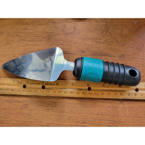 Black and Green Pie Cake Dessert Server  - Wedge Blade, Hard Plastic Handle - Picture 7 of 7